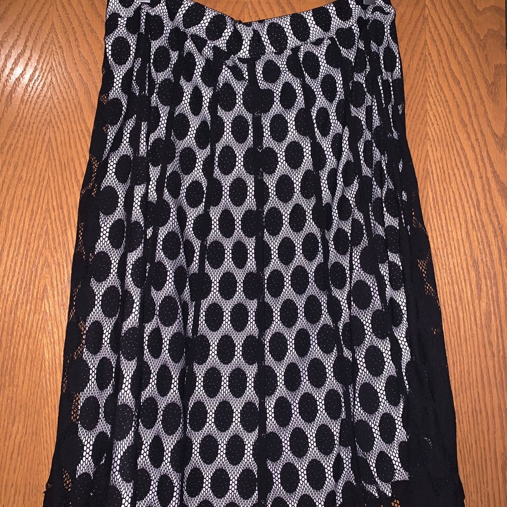 Mid length never worn skirt